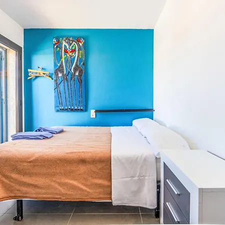 La Barca By Interhome * קמברילס